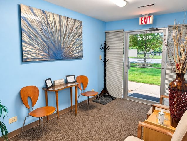 402 W Boughton Road 402A, Bolingbrook, IL 60440