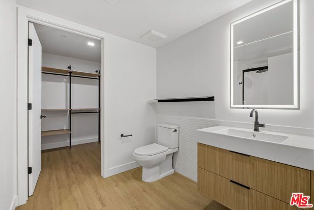 10700 Tabor Street 210, Los Angeles, CA 90034