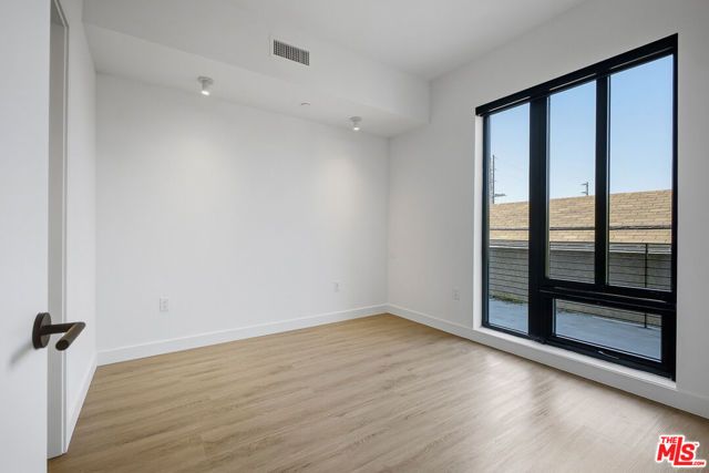 10700 Tabor Street 210, Los Angeles, CA 90034