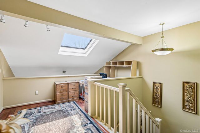 157 Hidden Ponds Circle, Smithtown, NY 11787