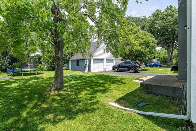 145 Kenview Avenue, Tonawanda, NY 14217