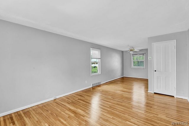145 Kenview Avenue, Tonawanda, NY 14217