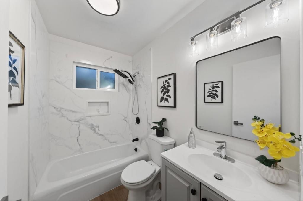 Image 19 of property listing at 1579 Branham Lane, San Jose, CA 95118