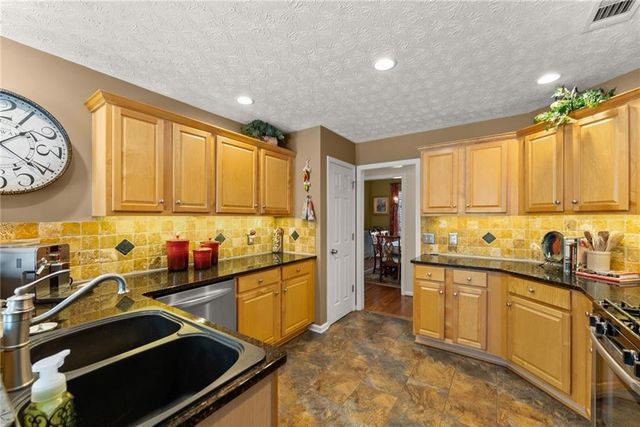 3819 Walnut Grove Way, Gainesville, GA 30506