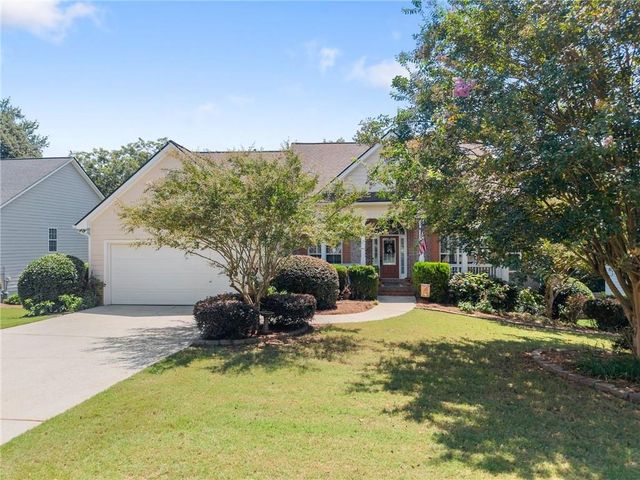 3819 Walnut Grove Way, Gainesville, GA 30506