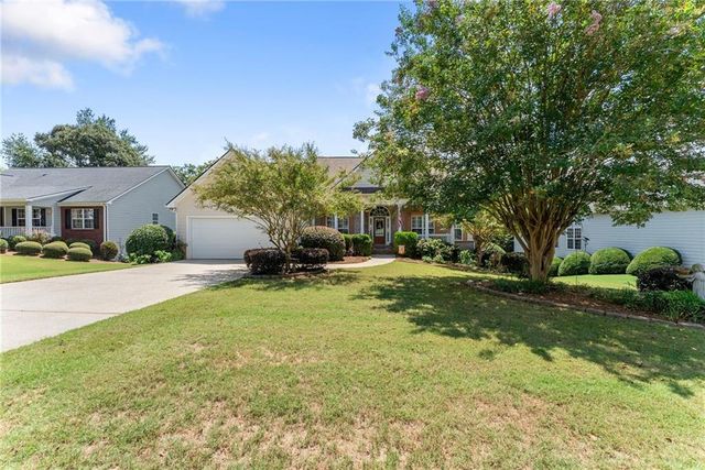 3819 Walnut Grove Way, Gainesville, GA 30506