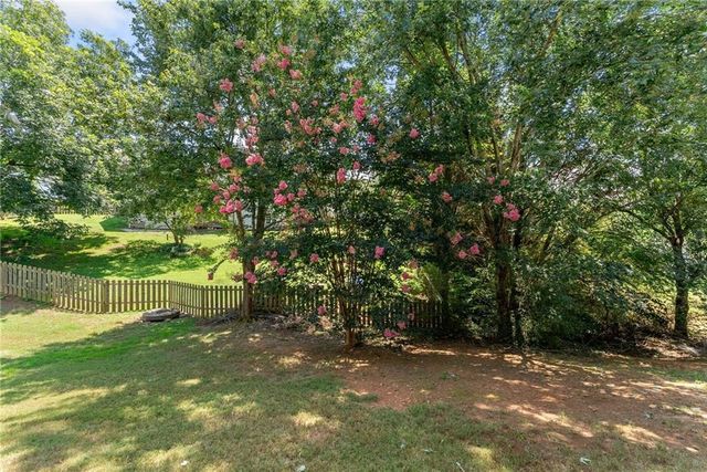 3819 Walnut Grove Way, Gainesville, GA 30506