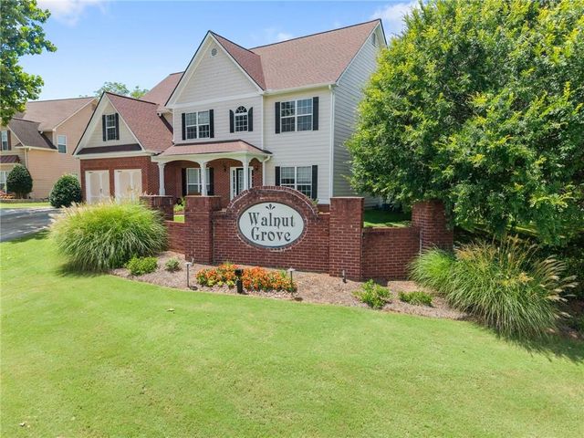3819 Walnut Grove Way, Gainesville, GA 30506