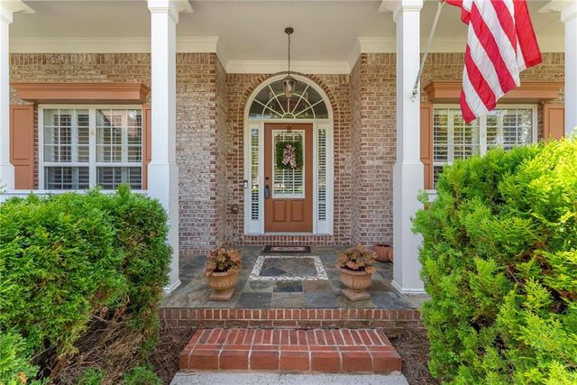 3819 Walnut Grove Way, Gainesville, GA 30506