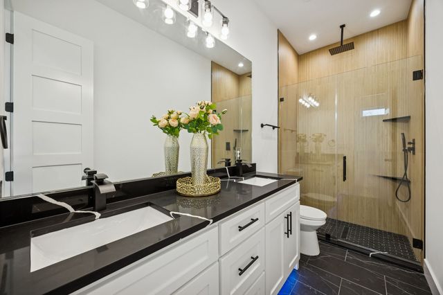 918 N Tatum Avenue, Dallas, TX 75211