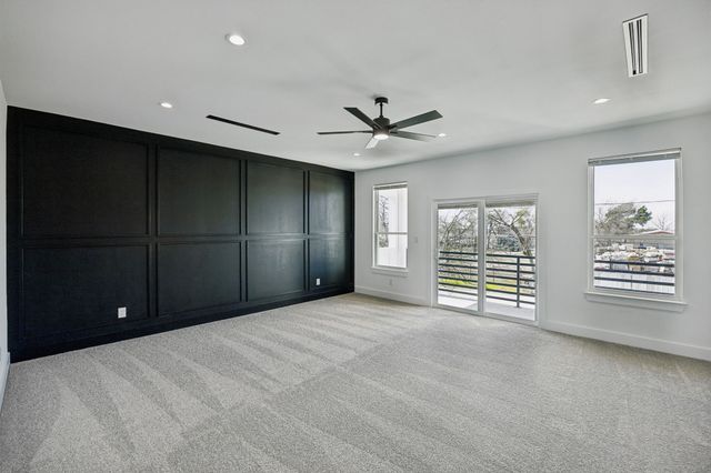 918 N Tatum Avenue, Dallas, TX 75211