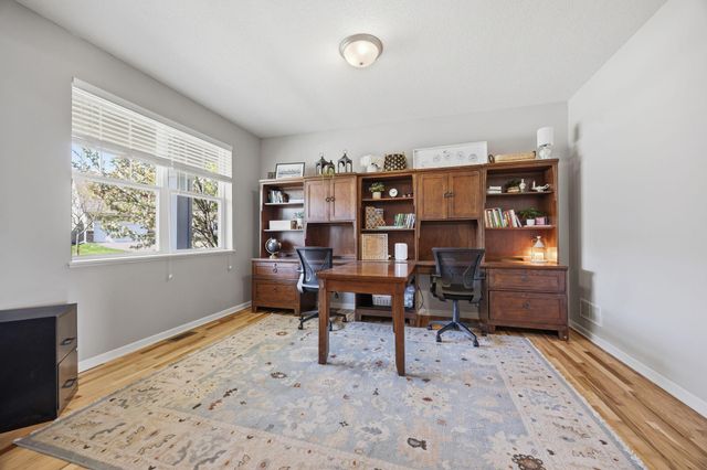1088 Rosemary Court, Chaska, MN 55318