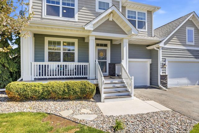 1088 Rosemary Court, Chaska, MN 55318