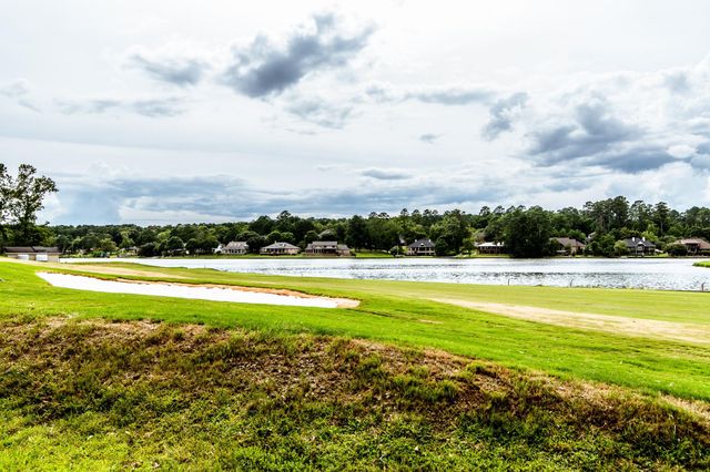 710 Quail Hollow Drive, Huntsville, TX 77340