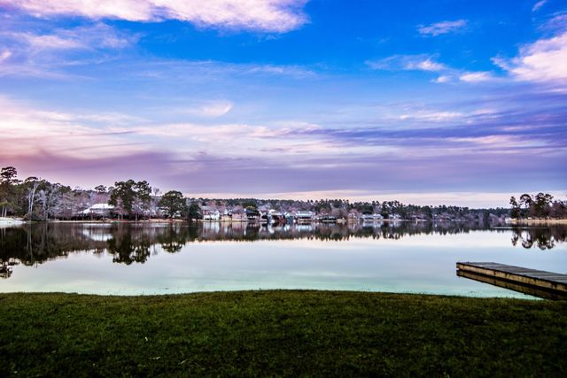 710 Quail Hollow Drive, Huntsville, TX 77340