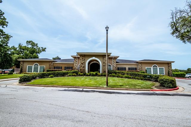 710 Quail Hollow Drive, Huntsville, TX 77340