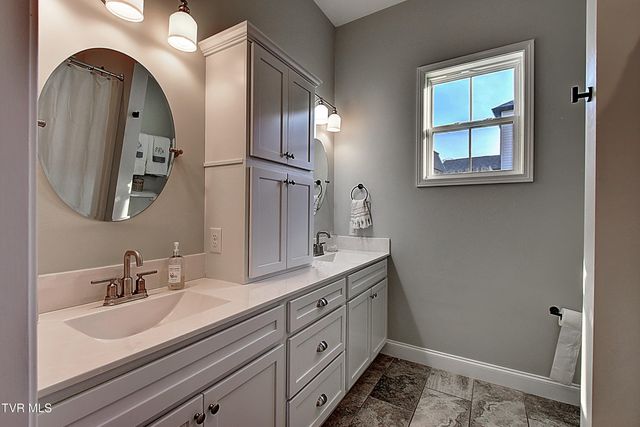 309 Miss Maude Patton Lane, Jonesborough, TN 37659