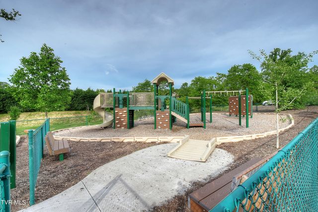 309 Miss Maude Patton Lane, Jonesborough, TN 37659