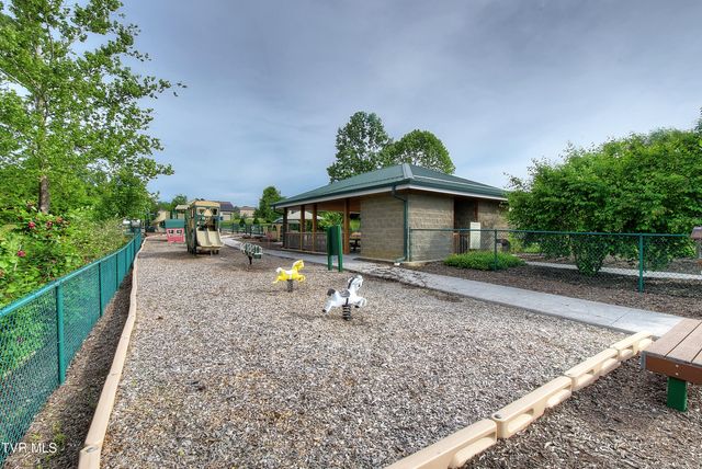 309 Miss Maude Patton Lane, Jonesborough, TN 37659