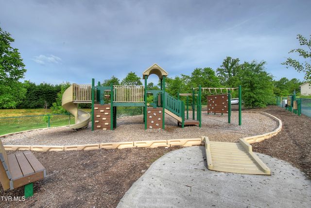 309 Miss Maude Patton Lane, Jonesborough, TN 37659