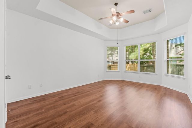 10 Majolica Place, The Woodlands, TX 77382