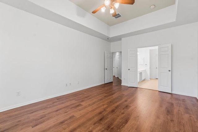 10 Majolica Place, The Woodlands, TX 77382