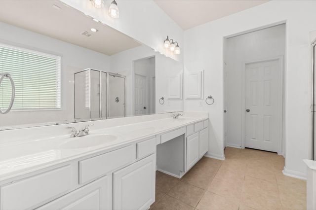 10 Majolica Place, The Woodlands, TX 77382