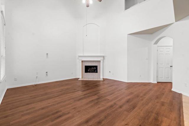 10 Majolica Place, The Woodlands, TX 77382