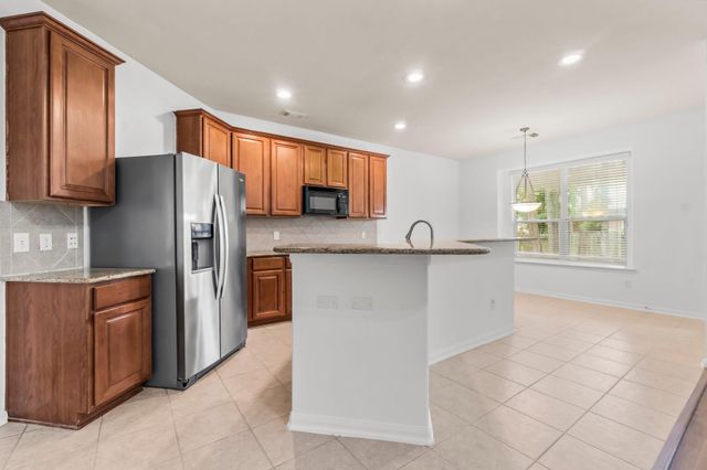 10 Majolica Place, The Woodlands, TX 77382