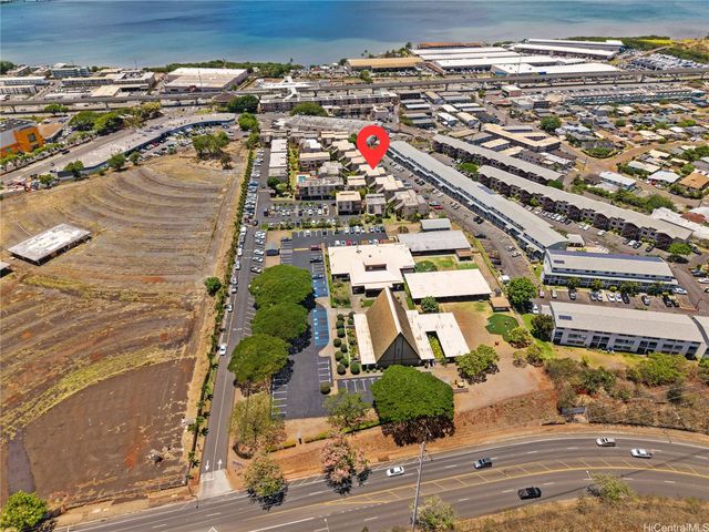 98-941 Moanalua Road 403, Aiea, HI 96701