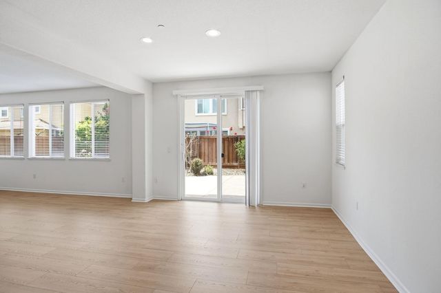 437 N Orinda Ct, Tracy, CA 95391