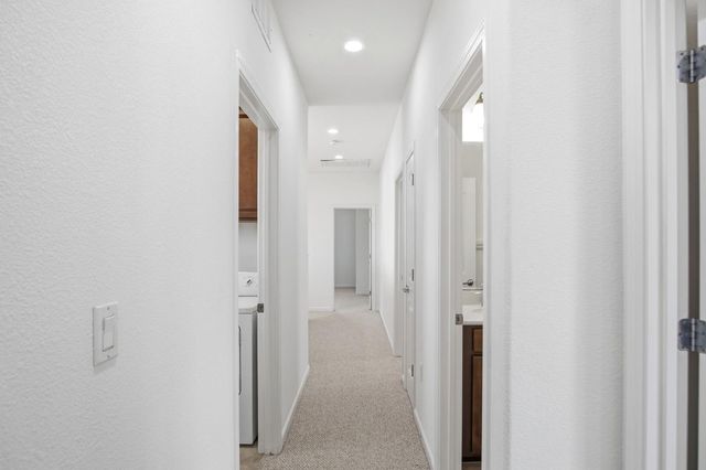 437 N Orinda Ct, Tracy, CA 95391