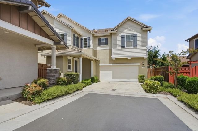 437 N Orinda Ct, Tracy, CA 95391