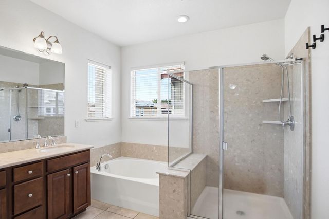 437 N Orinda Ct, Tracy, CA 95391