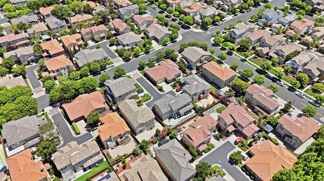 437 N Orinda Ct, Tracy, CA 95391