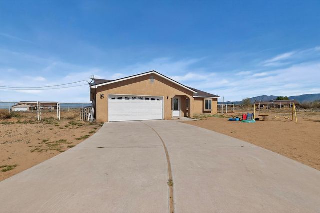 6 Songbird Lane, Los Lunas, NM 87031