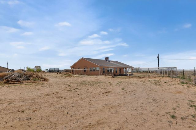 6 Songbird Lane, Los Lunas, NM 87031