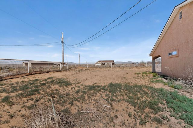 6 Songbird Lane, Los Lunas, NM 87031