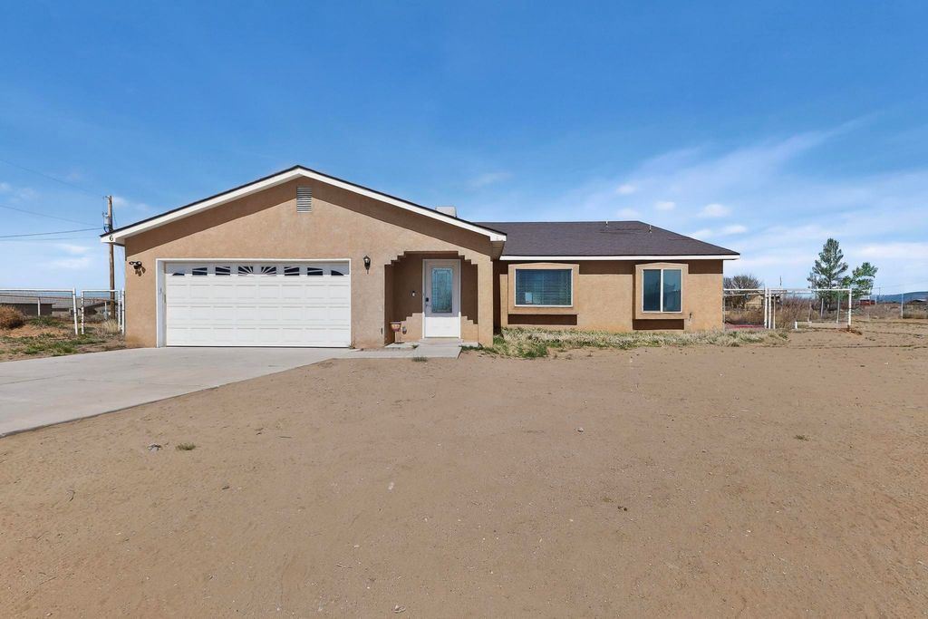 6 Songbird Lane, Los Lunas, NM 87031