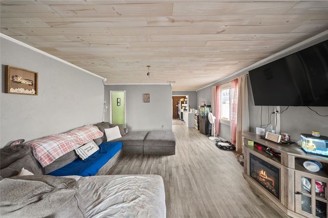 1411 Delaware Avenue, Des Moines, IA 50317