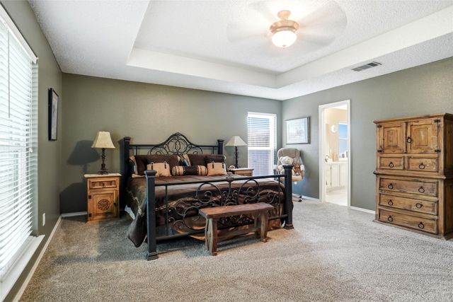 423 Fall Cedar Drive, Fort Worth, TX 76108