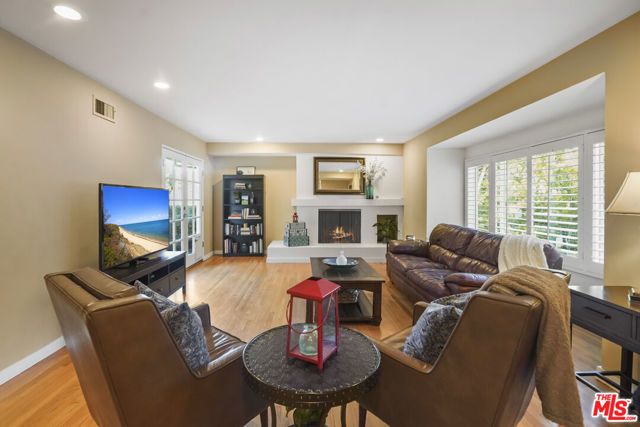 3629 Loadstone Drive, Sherman Oaks, CA 91403