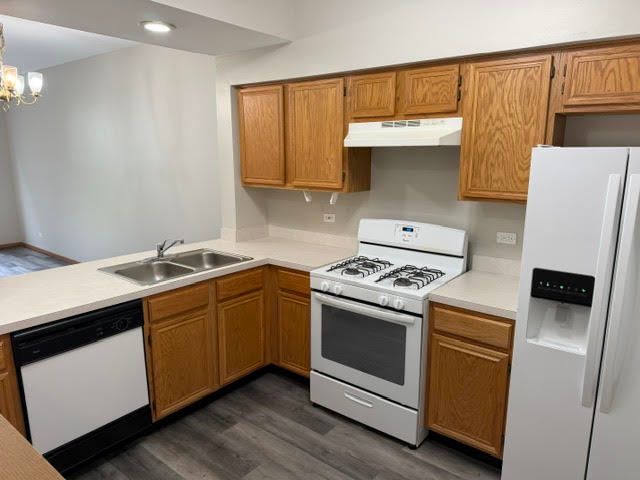4532 W Quill Lane, Waukegan, IL 60085