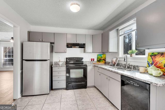 4203 Lakes End Drive NW, Kennesaw, GA 30144