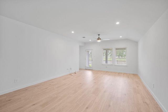 8027 Veneto Green Drive, Richmond, TX 77406