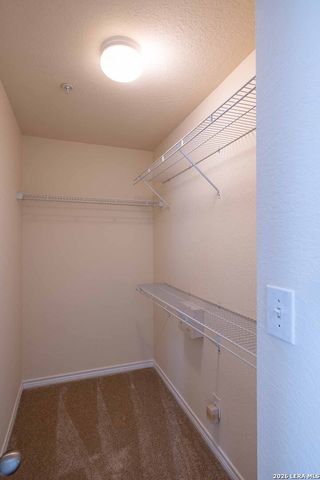 1113 PANIOLO DR, Boerne, TX 78006