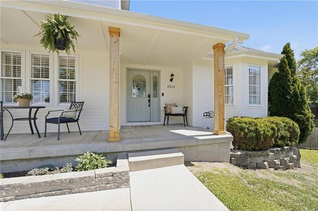 4513 Park Ten Court, Leavenworth, KS 66048