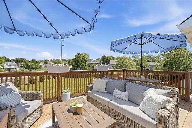 4513 Park Ten Court, Leavenworth, KS 66048