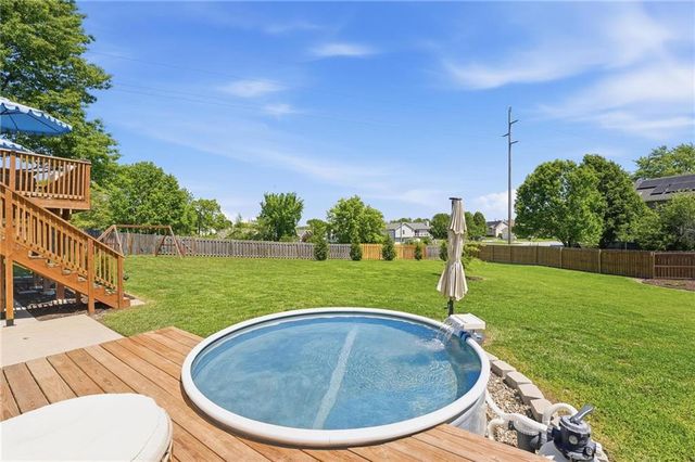 4513 Park Ten Court, Leavenworth, KS 66048