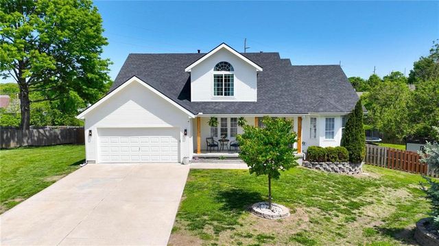 4513 Park Ten Court, Leavenworth, KS 66048